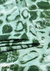 Крепдешин шелковый зеленый жираф фото 3