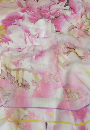 Шифон шелк купон розовые цветы на белом D&G