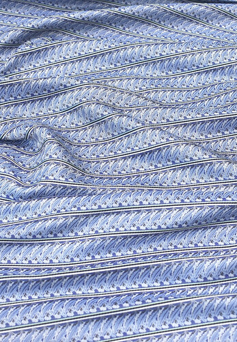 Итальянский космтюмно-плательный жаккард синий мелкий орнамент fendi