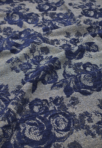 Жаккард шерсть синие розы