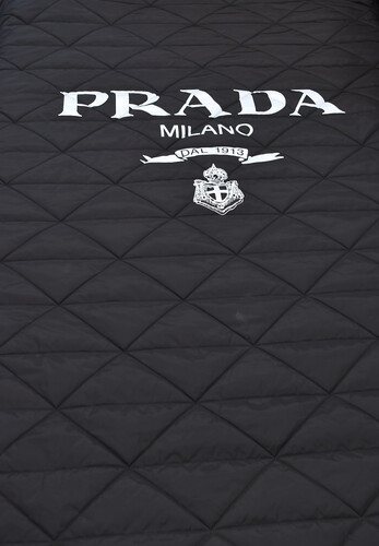 Курточная Прада