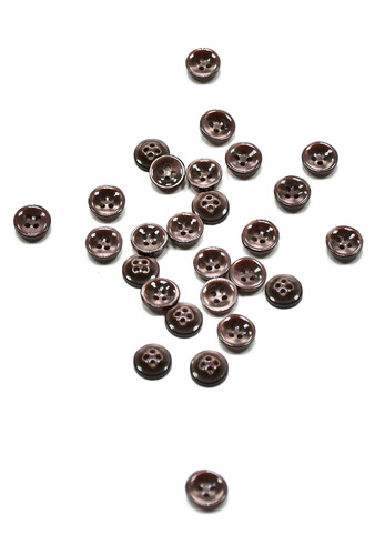Пуговица рубашечно-блузочная коричневая 8 мм