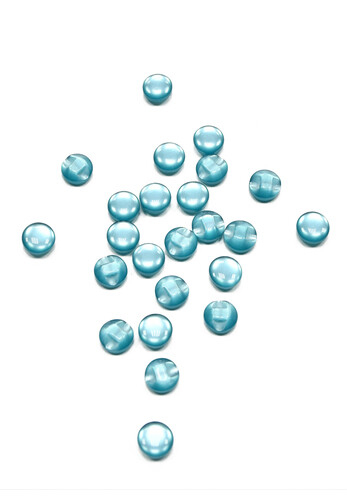 Пуговица блузочная голубая 10 мм