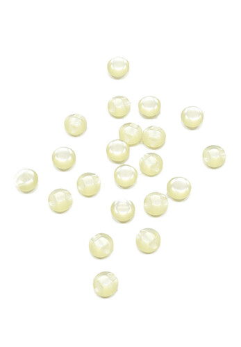 Пуговица блузочная сливочная 10 мм