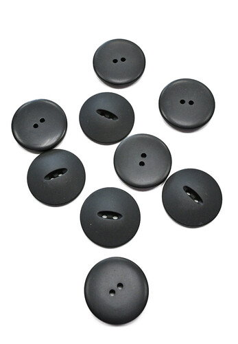 Пуговица пластик на прокол черная 33 мм