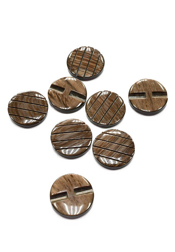 Пуговица пластик потайное ушко коричневая с резьбой круглая глянец 30 мм