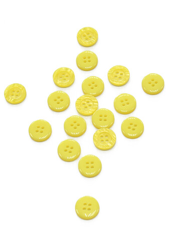 Пуговица пластик на прокол желтая круглая гладкая глянец 12 мм Austin Reed