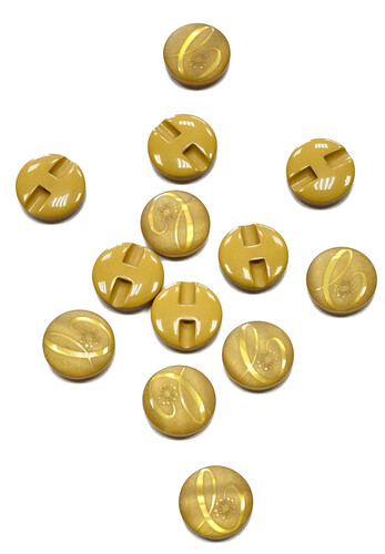 Пуговица пластик потайное ушко желтая с резьбой круглая 17 мм