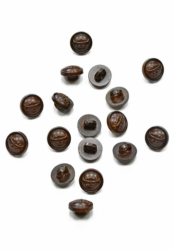 Кликните для увеличения изображения Пуговица коричневая винтаж резьба на ножке 10 мм