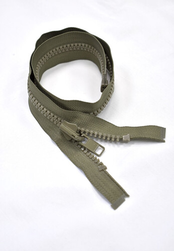 Молния бежевая трактор разъемная двухсторонняя перекидная один бегунок м8 57см (YKK-9841)