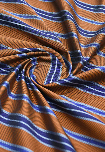 Кликните для увеличения изображения Итальянский космтюмно-плательный жаккард полоска кирпичный