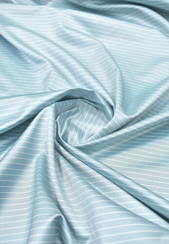 Кликните для увеличения изображения Подкладочная вискоза в полоску тиффани Италия