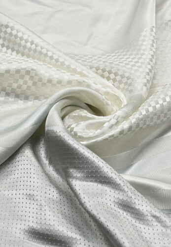 Шелковый атлас FENDI молочный