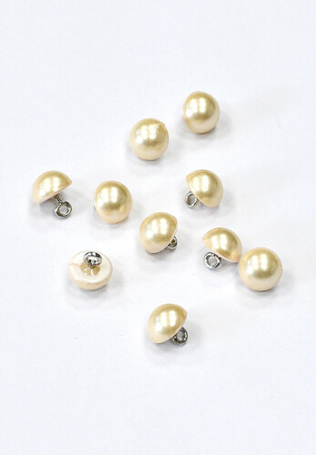 Пуговица телесная полукруглая на ножке 10 мм