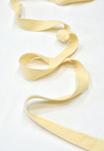 Тесьма Шанель желтая плетеная