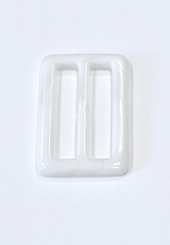 Пряжка пластиковая прямоугольная белая