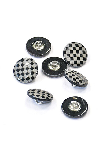 Пуговица пластик шахматная 15 мм