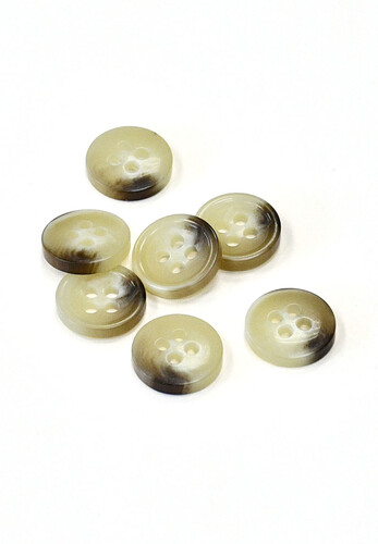 Пуговица пластик беж Max Mara 15 мм