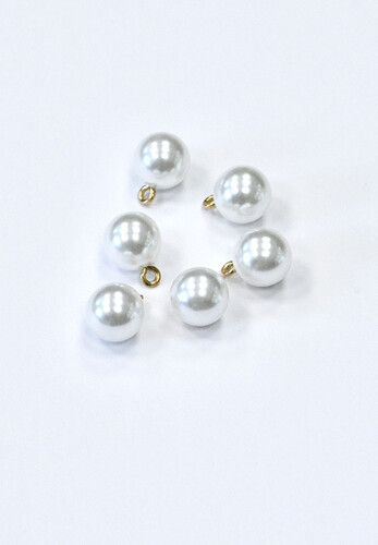 Пуговица жемчужина белая с золотом 10 мм