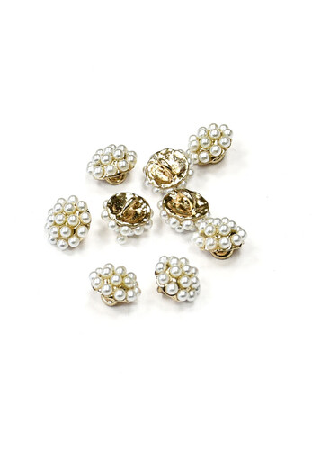 Пуговица мелкие жемчужины белая с золотом 12 мм