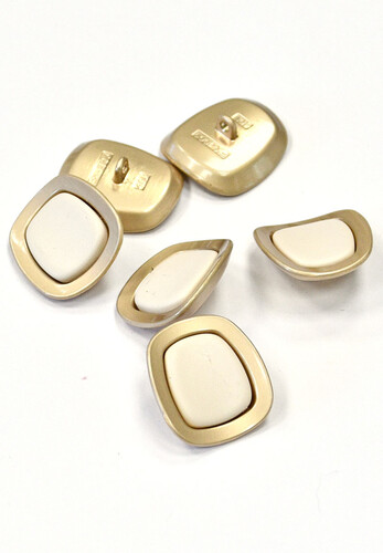 Пуговицы металл молочные 22 мм