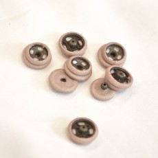 Кнопка декоративная пришивная круглая маленькая металлическая обтянута тканью пыльная роза Fiocchi (t0745) фото 3
