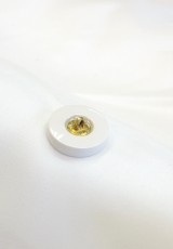Пуговица белая valentino 22 мм фото 4