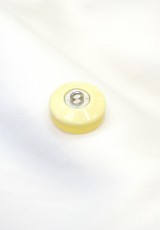 Пуговица желтая прозрачная костюмная Армани 22 мм фото 3