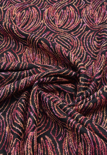 Шерсть вышивка черная с розовым (GG-4075)