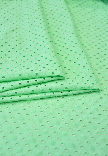 Вышивка хлопок зеленый горох (DG-5226)