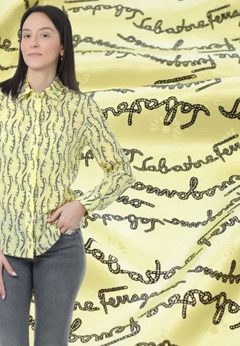 Шелк атлас желтый надписи Ferragamo