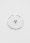 Пуговица белая эмаль с маленьким логотипом Шанель 25 мм фото 3