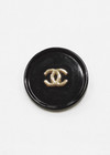 Пуговица черная эмаль с золотым логотипом Шанель 29 мм фото 2