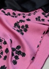 Жаккард с черными цветами на карамельно-розовом фоне (00299) фото 3