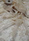 Сетка с вышивкой мелкими пайетками в бежево-молочных оттенках (00388) фото 1